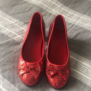 Wizard of Oz Dorothy costume shoes